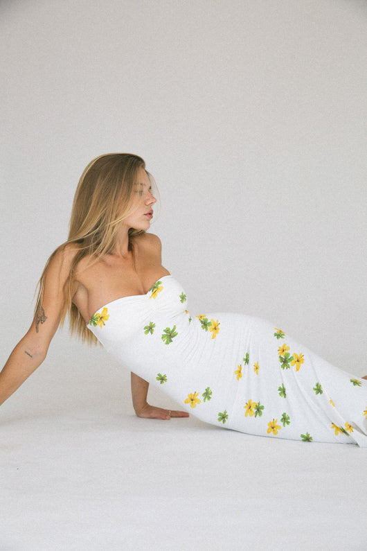 Auristella Maxi